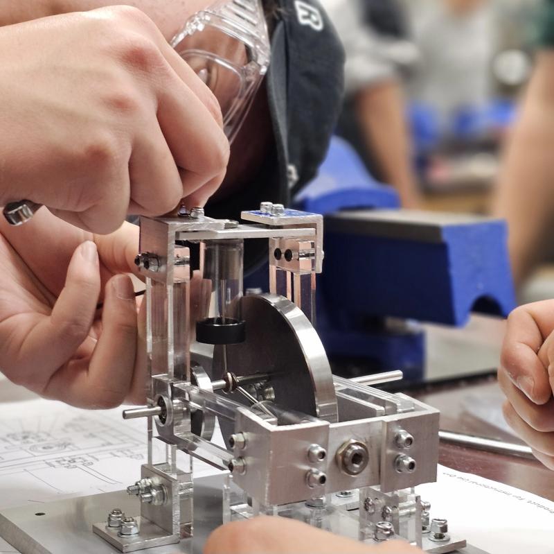 Alpha Stirling Engine